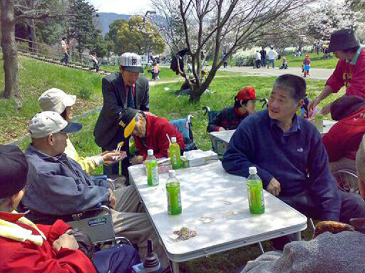 20080405hanami_edited.jpg